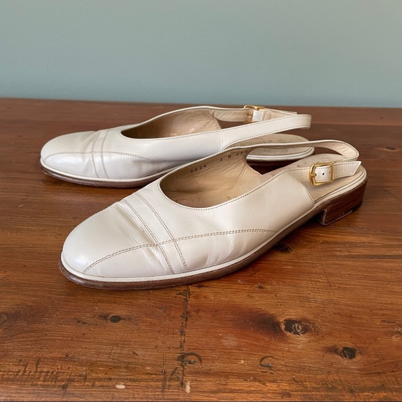 Gravati per Neiman Marcus leather slingback shoe - Picture 3 of 10